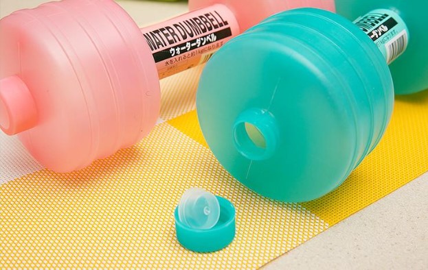 Japanese ladies fitness body dumbbells